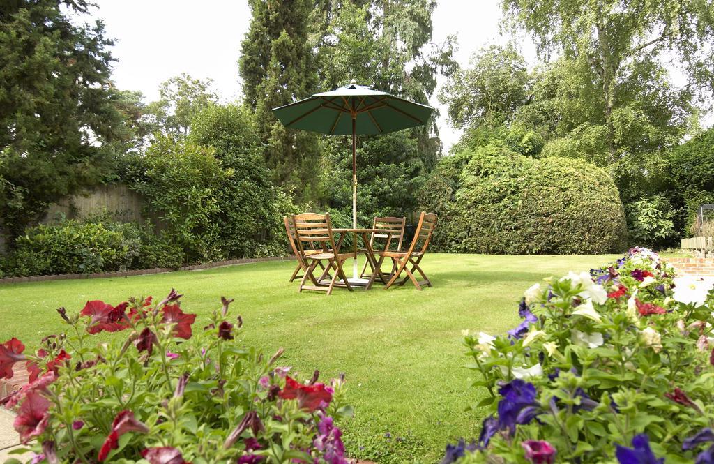 The Pilgrim'S Guest House Newbury  Esterno foto