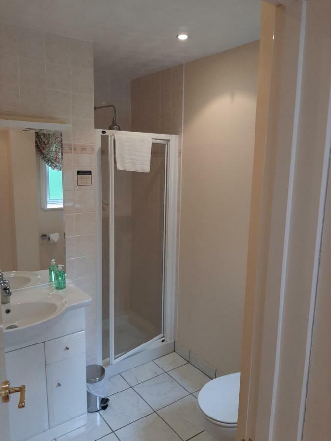 The Pilgrim'S Guest House Newbury  Esterno foto